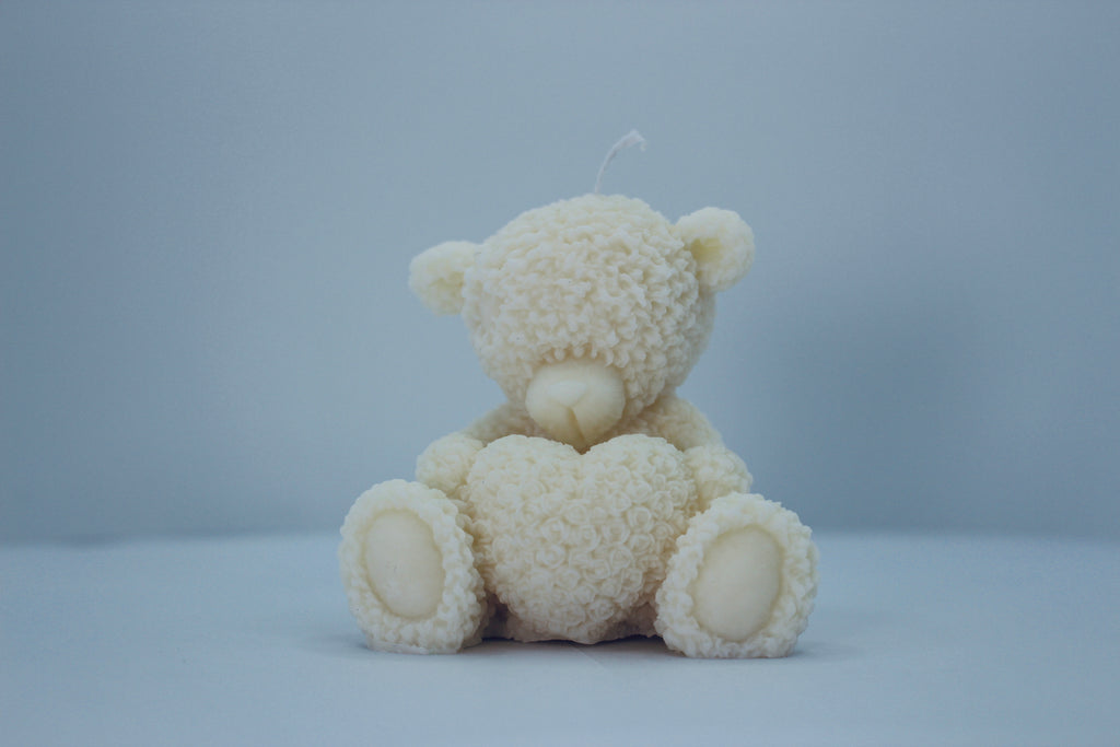 Kerze "Sitzender Teddy mit Herz"