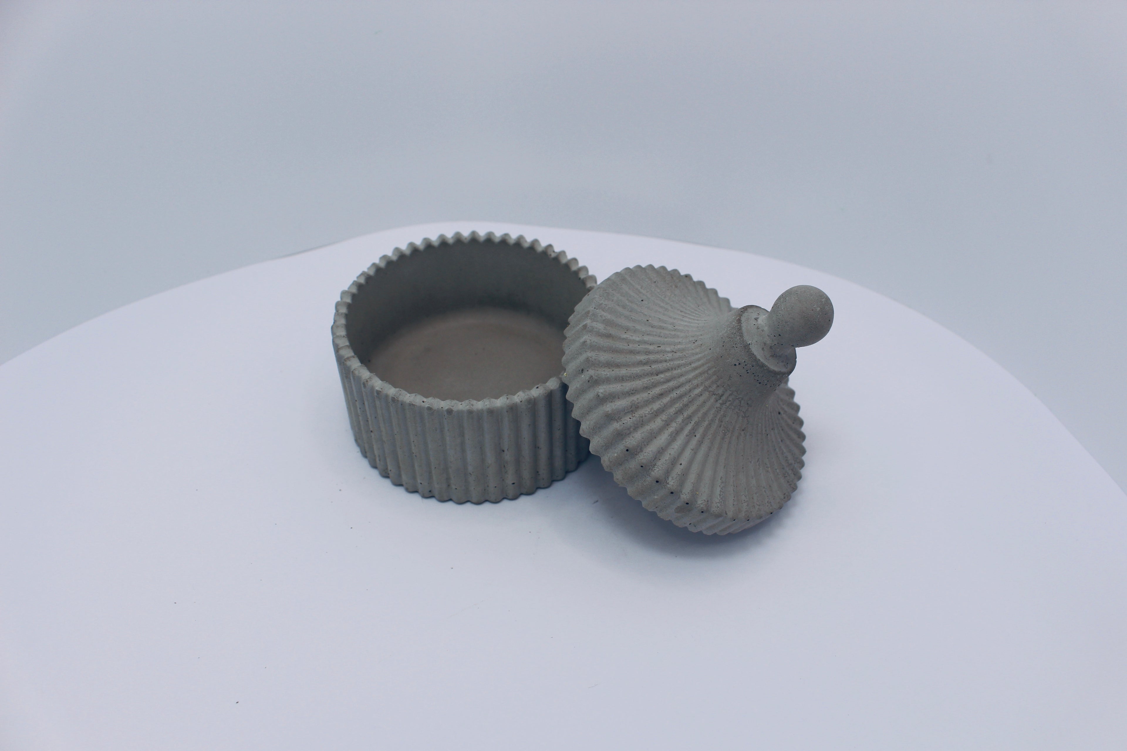 Beton Schmuckschatulle “ Zirkuszelt“